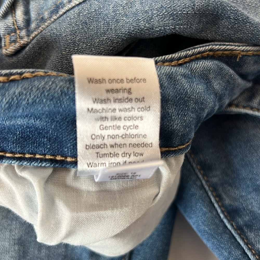 SO Junior Ultimate Jeggings Jeans. Size 15. High Rise.  Blue Denim. - Picture 3 of 8